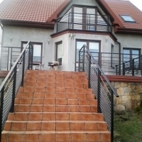 Eurosystem. Producent balustrad metalowych.