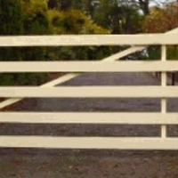 DOMAINGATES. Manufacturer. Wire gates. Wood gates.