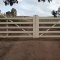 DOMAINGATES. Manufacturer. Wire gates. Wood gates.