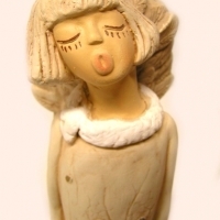 Figura. figurka. Statuette. Engel. Anioł. Upominek. Dekorationsart. Art. Figürchen. Statue. Skulptur. Angel. Soška. Dárek. MOTYLICZKA 23cm