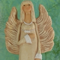 Figura. figurka. Statuette. Engel. Anioł. Upominek. Dekorationsart. Art. Figürchen. Statue. Skulptur. Angel. Soška. Dárek. 469 SKRZYDŁA W GÓRĘ