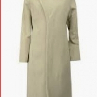 Como escolher um casaco feminino para sua figura: