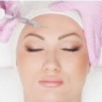 Pielea capilară: îngrijirea feței și produse cosmetice pentru pielea capilară.