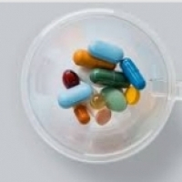 Die WHO warnt in einem aktuellen Bericht: Antibiotika-resistente Bakterien fressen die Welt.