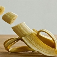 Co dzieje się z twoim ciałem, gdy codziennie jesz banany: