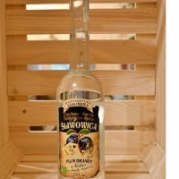 Sliwowitz ist Pflaumenwodka. Real Śliwowica Łącka: Białcańsko Gorzołka: Ungarische Pflaumen: