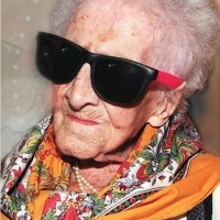 Marzenie o wiecznej młodości jest stare: bez względu na to, czy jest to krew, czy inne esencje, nic nie pozostaje, aby zatrzymać starzenie się.