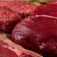 Wołowina karmiona trawą: pożywienie, które powinno być w diecie po 40 roku życia