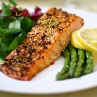 Wild Salmon: Superfoods that should be in your diet after 40 years of life   