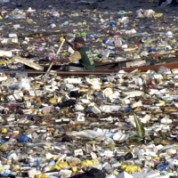 Na oceanie znajduje się plastikowa wyspa większa niż USA i tak duża jak cała Europa.