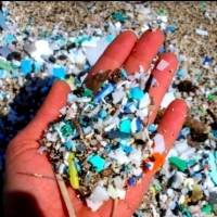 Na oceanie znajduje się plastikowa wyspa większa niż USA i tak duża jak cała Europa.