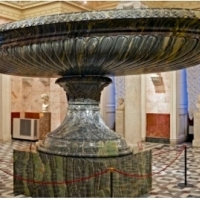 W Ermitażu w Petersburgu, znajduje się niesamowicie piękna waza Big Kolyvan, popularnie nazywana Królową Waz.