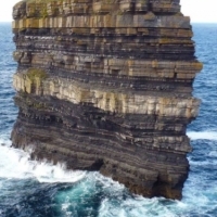 Głowa Downpatrick w Irlandii, 350 milionów lat na jednym zdjęciu.