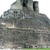 Palenque było, obok Tikal i Calakmul, jednym z najpotężniejszych miast Majów Klasycznych.