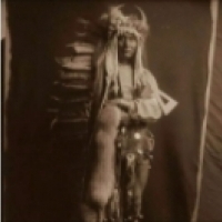 Rzadka kolekcja zdjęć przedstawiająca życie rdzennych Amerykanów na początku XX wieku, 1904-1924.