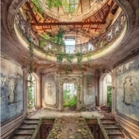 Abandoned villa in Italy