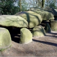 Czym są dolmeny?