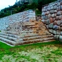 Ten kompleks archeologiczny znajduje się w Cusco, aka Limatambo.
