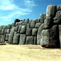 STAROŻYTNI BUDOWNICZOWIE - CUZCO - MACHU PICCHU.