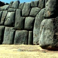 STAROŻYTNI BUDOWNICZOWIE - CUZCO - MACHU PICCHU.