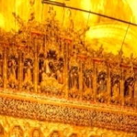 Główny ołtarz katedry w Sewilli: