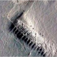 Badacz UFO znalazł w Google Earth coś, co jego zdaniem jest tajną bazą na Antarktydzie założoną przez starożytnych kosmitów.