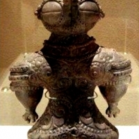 Starożytne japońskie figurki Dogu.