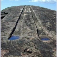 Starożytne ślady torów wyryte w skale doliny Frygijskiej od dawna wprawiały archeologów w zakłopotanie.