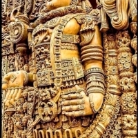 Piękna rzezba Murti Bhagwana Venkatesha Balaji. Indie.