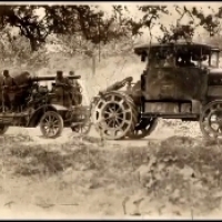Kiedy zabrakło gumy i kauczuku w czasie wojny, robili kola na sprężynach metalowych.