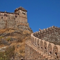 Mur Kumbhalgarh, Indie 36 km długi.