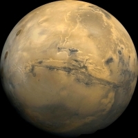 Tak bardzo jeszcze Marsem nigdy nie trzęsło.