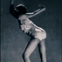 Josephine Baker była francuską tancerką, piosenkarką, aktorką, wizjonerką i ikoną urodzoną w Ameryce.