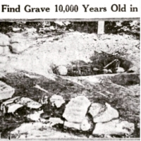 Prehistoryczny grób odkopany wraz ze starożytną ceramiką.