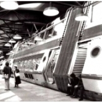 W 1979 roku Stany Zjednoczone stworzyły pierwszy na świecie pociąg o napędzie atomowym.