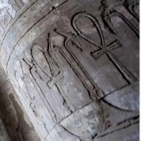 Dendera w Egipcie. Świątynia.