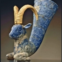Achaemenid Persian rhyton made of lapis lazuli and gold.