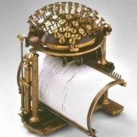 Antyczna maszyna do pisania - Malling-Hansen.