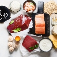  Produkty bogate w witaminę B12, których nie może zabraknąć w diecie: