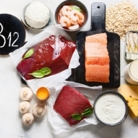 Produkty bogate w witaminę B12, których nie może zabraknąć w diecie: