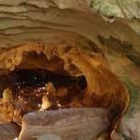Wejście do Jaskini Maltańskiej znajduje się na Malcie.