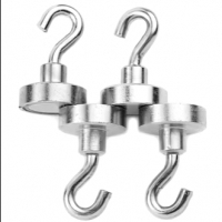 Magnetic flux lines of raw magnets vs. pot magnets: