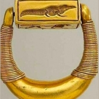 A gold ring dated to the reign of King Horemheb