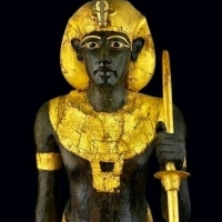 Upper part of one of the two guardian statues who guarded the entrance to Tutankhamun’s burial chamber