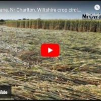 Woman photographed UFO linked to Crop Circle in Wiltshire, UK - July 21, 2014