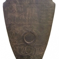 Z tajemnic Mezopotamii najdziwniejsza jest cylindryczna pieczęć z Mezopotamii z okresu Uruk około (4100-3000) lat p.n.e.
