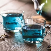 Herbata oolong ma bogaty aromat, łagodny smak i szalenie interesujący wygląd.