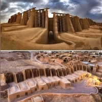Te 1000-letnie starożytne perskie wiatraki o osi pionowej, stojące w suchym krajobrazie Nashtifan w Iranie;