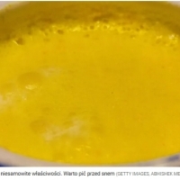 Wypij przed snem mleko księżycowe.