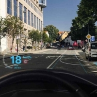 Nowa technologia niemieckiej firmy Zeiss zamienia każde okno w niewidzialną kamerę i ekran.